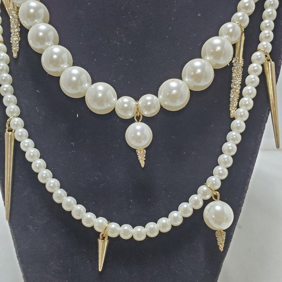 Sam Edelman Double Strand Pearl Necklace with Spike Pendants - Picture 3 of 9